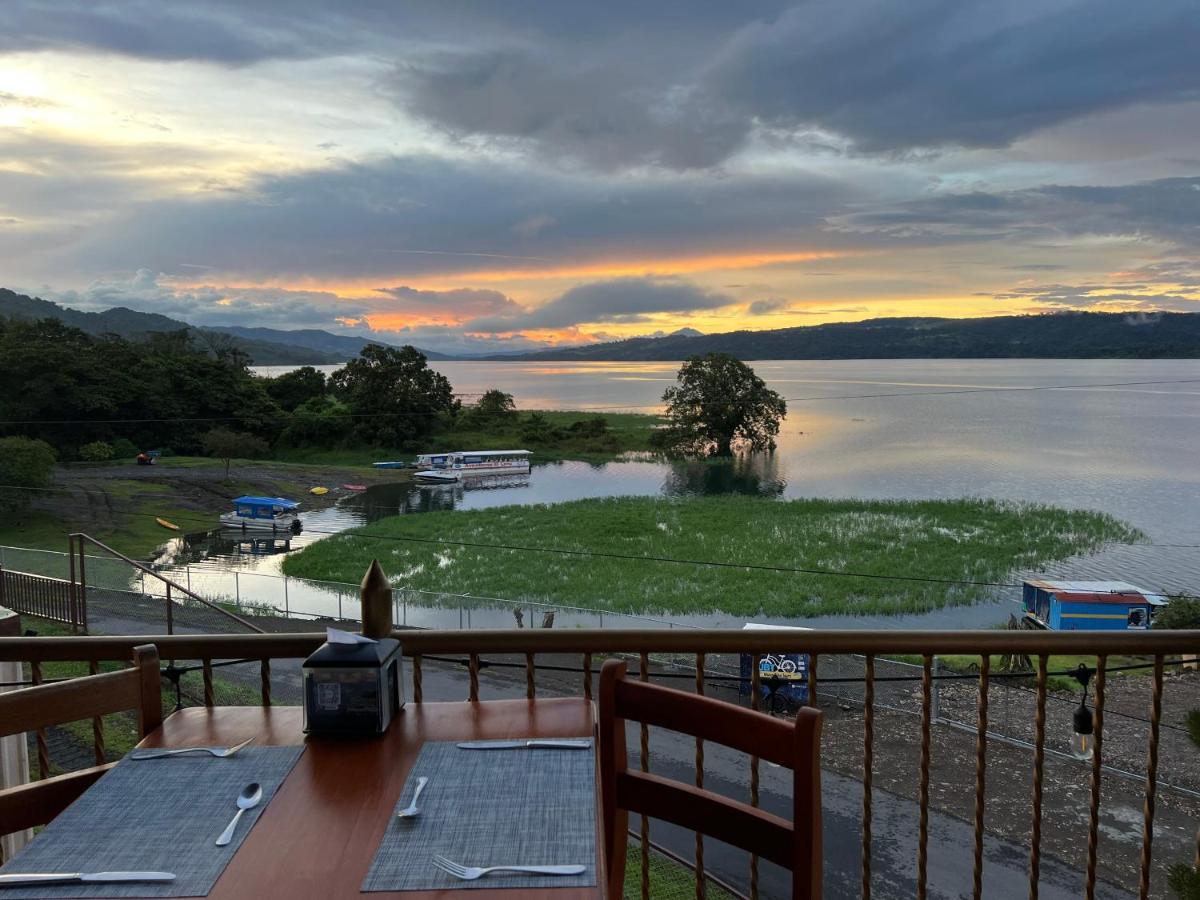 Villas Paradise Arenal Volcano Lake View El Castillo Exterior foto