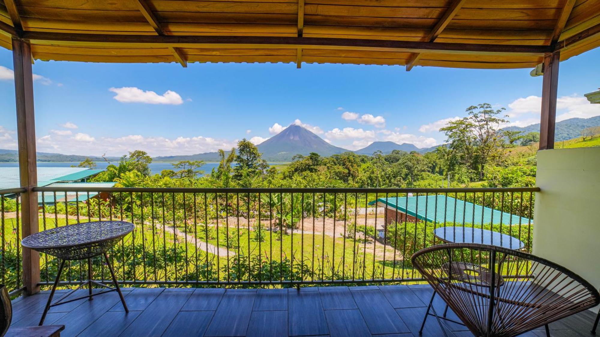Villas Paradise Arenal Volcano Lake View El Castillo Exterior foto